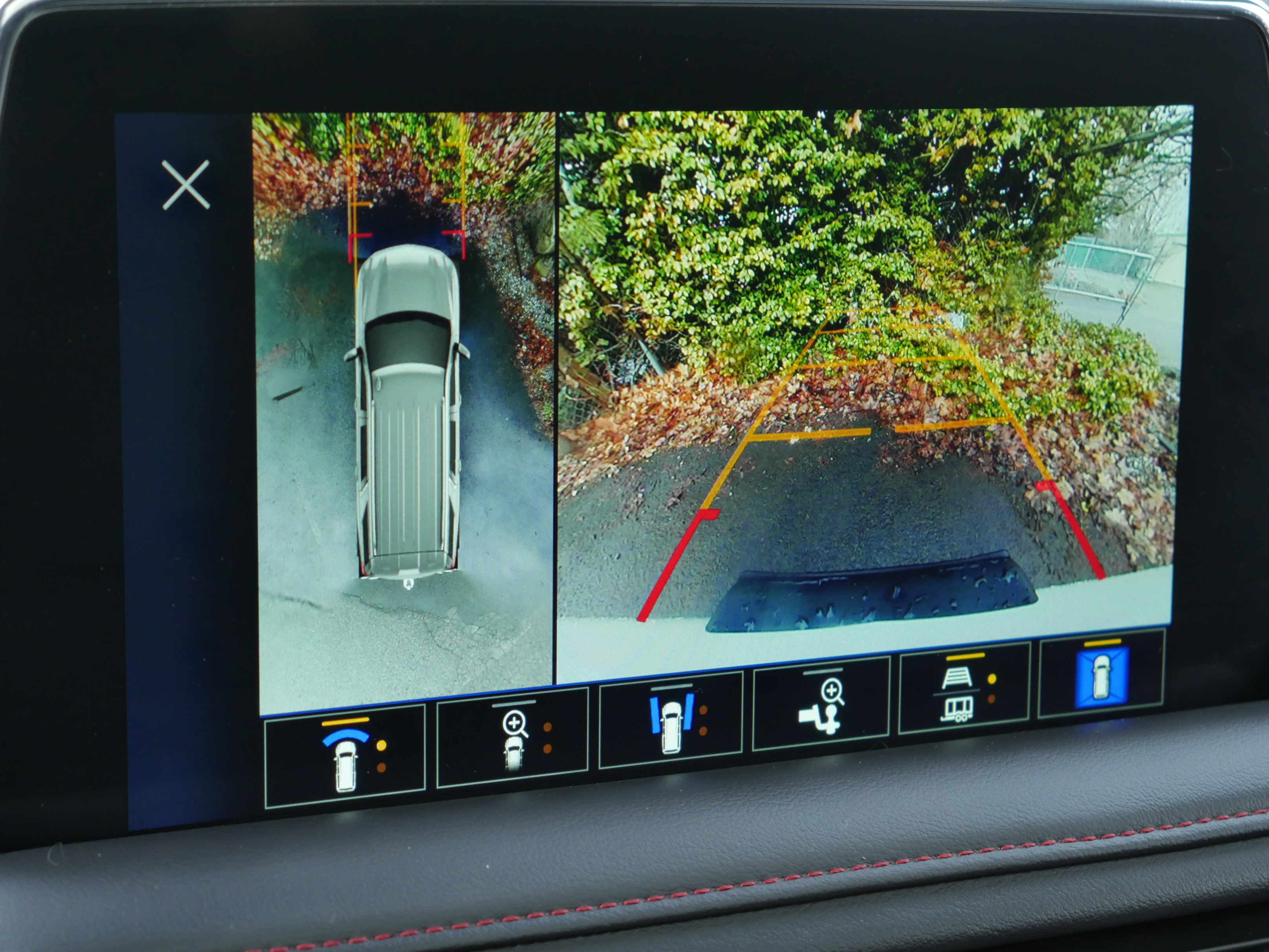 Used 2023 Chevrolet Tahoe RST w/ Luxury Package image 15