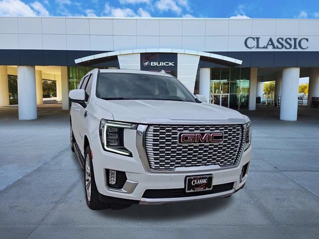 Used 2024 GMC Yukon XL Denali w/ Advanced Technology Package AWD/4WD image 2