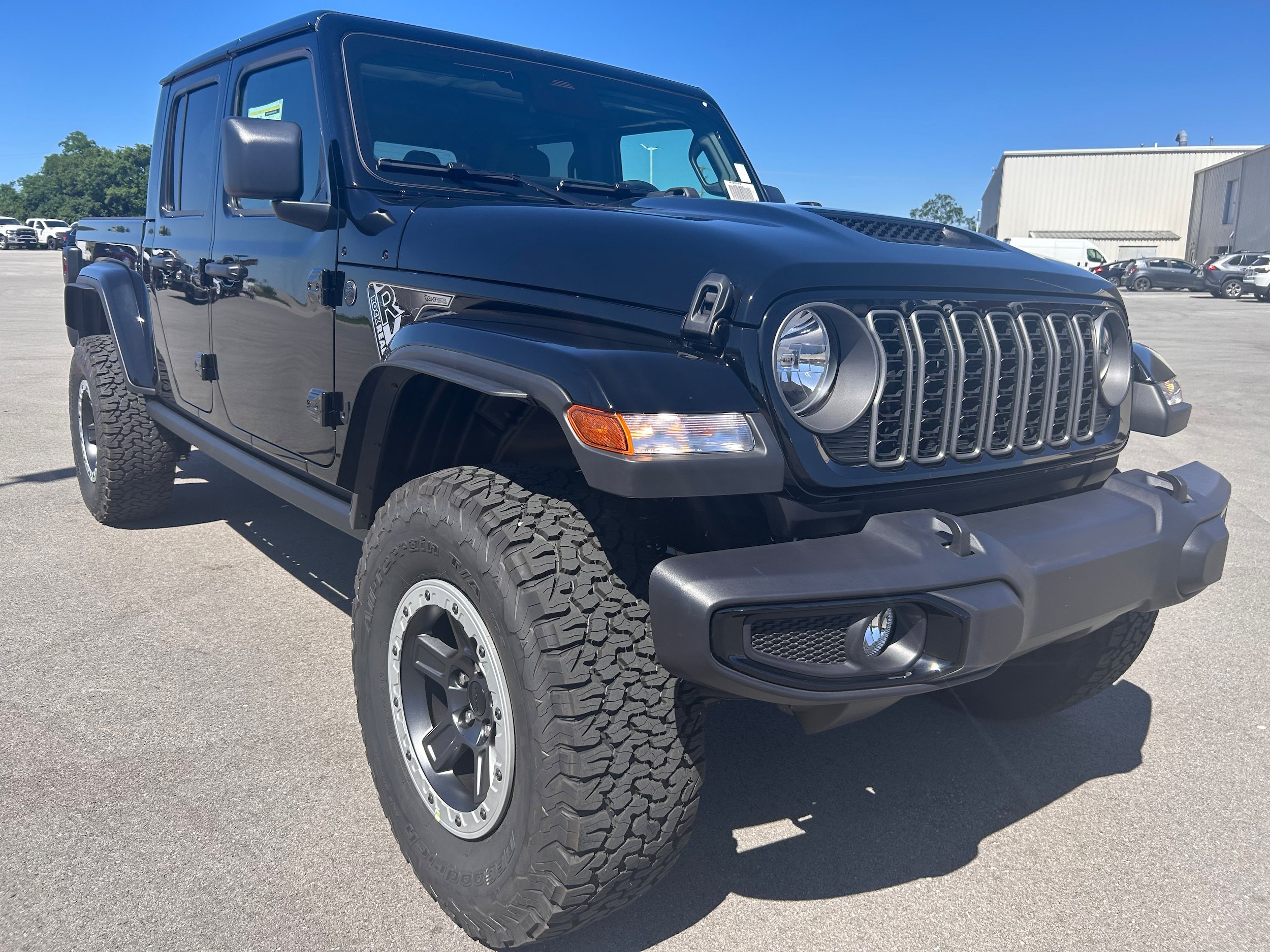 New 2026 Jeep Gladiator Sport AWD/4WD image 1