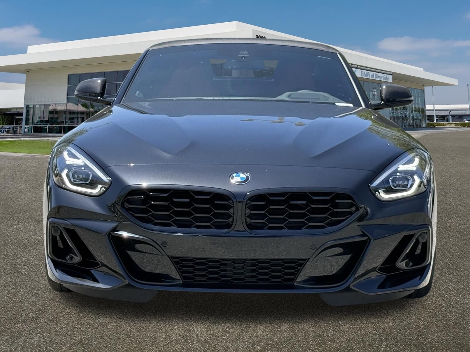 New 2026 BMW Z4 M40i w/ Premium Package RWD image 3