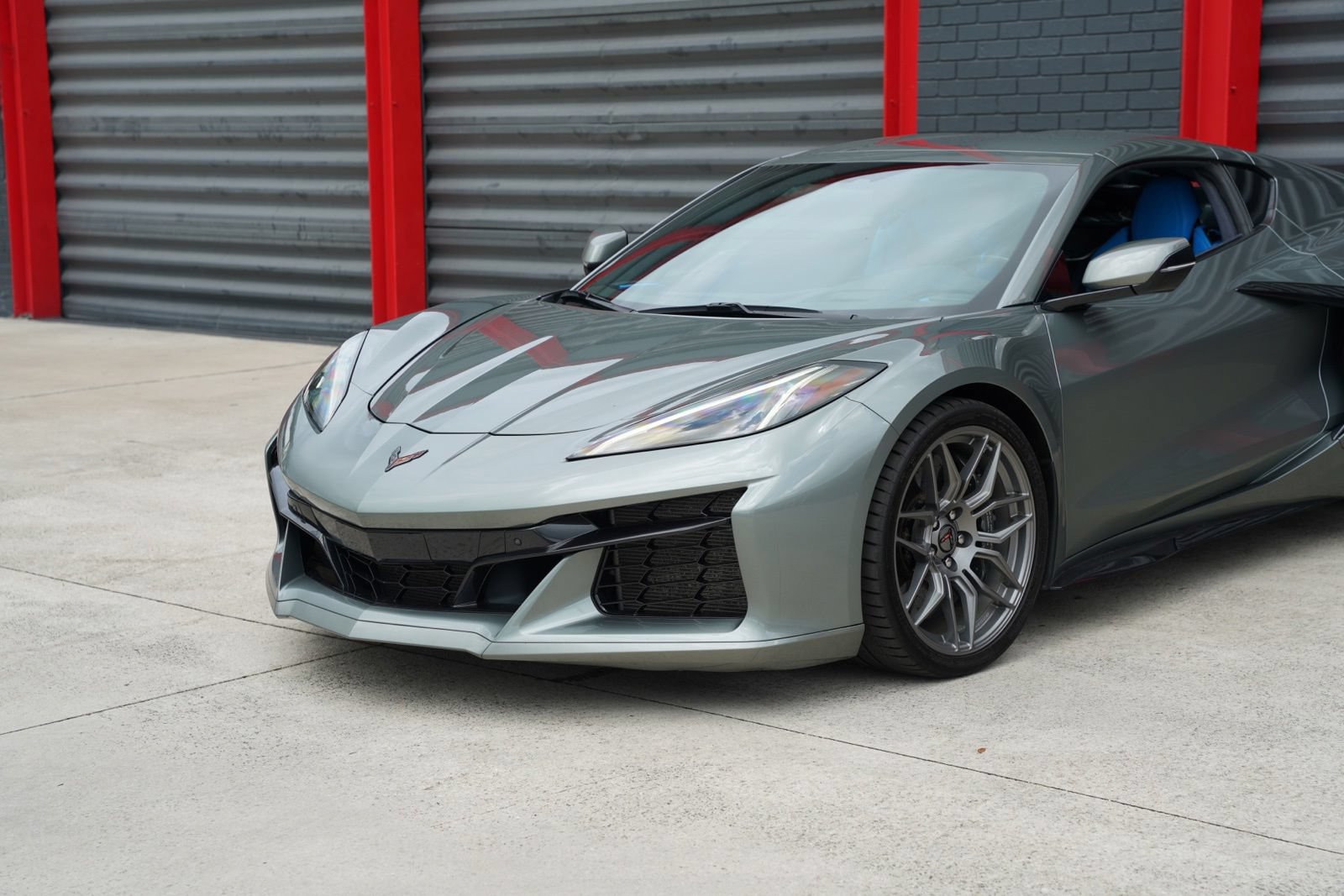 Used 2023 Chevrolet Corvette Z06 RWD image 11