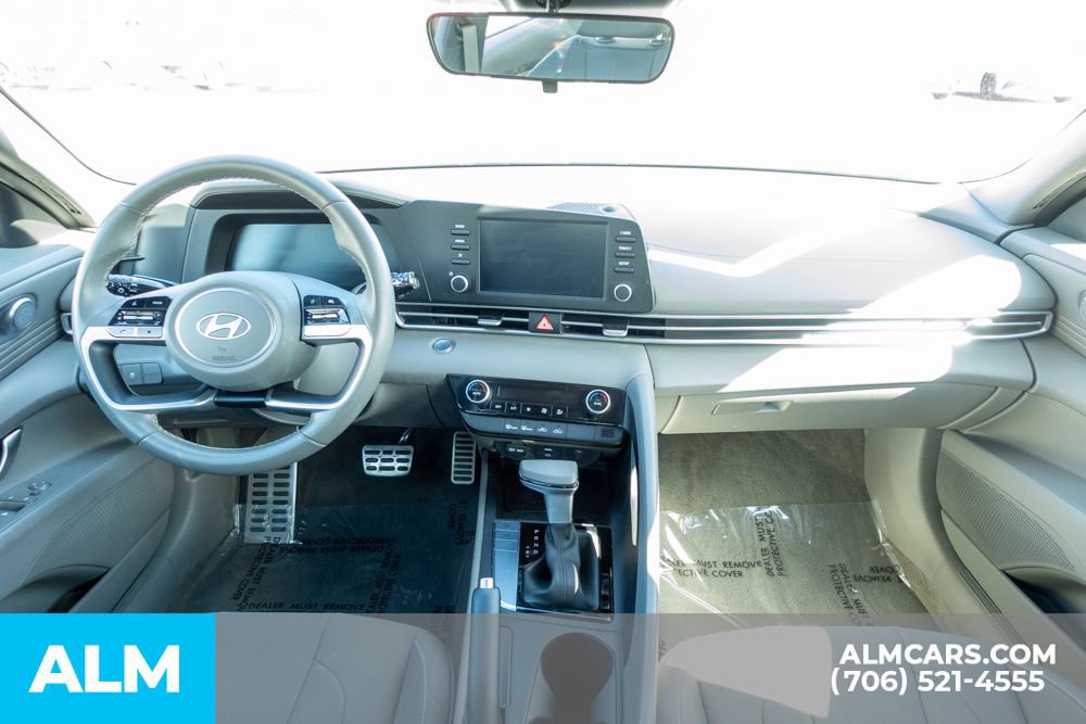 Used 2025 Hyundai Elantra Sport FWD image 26