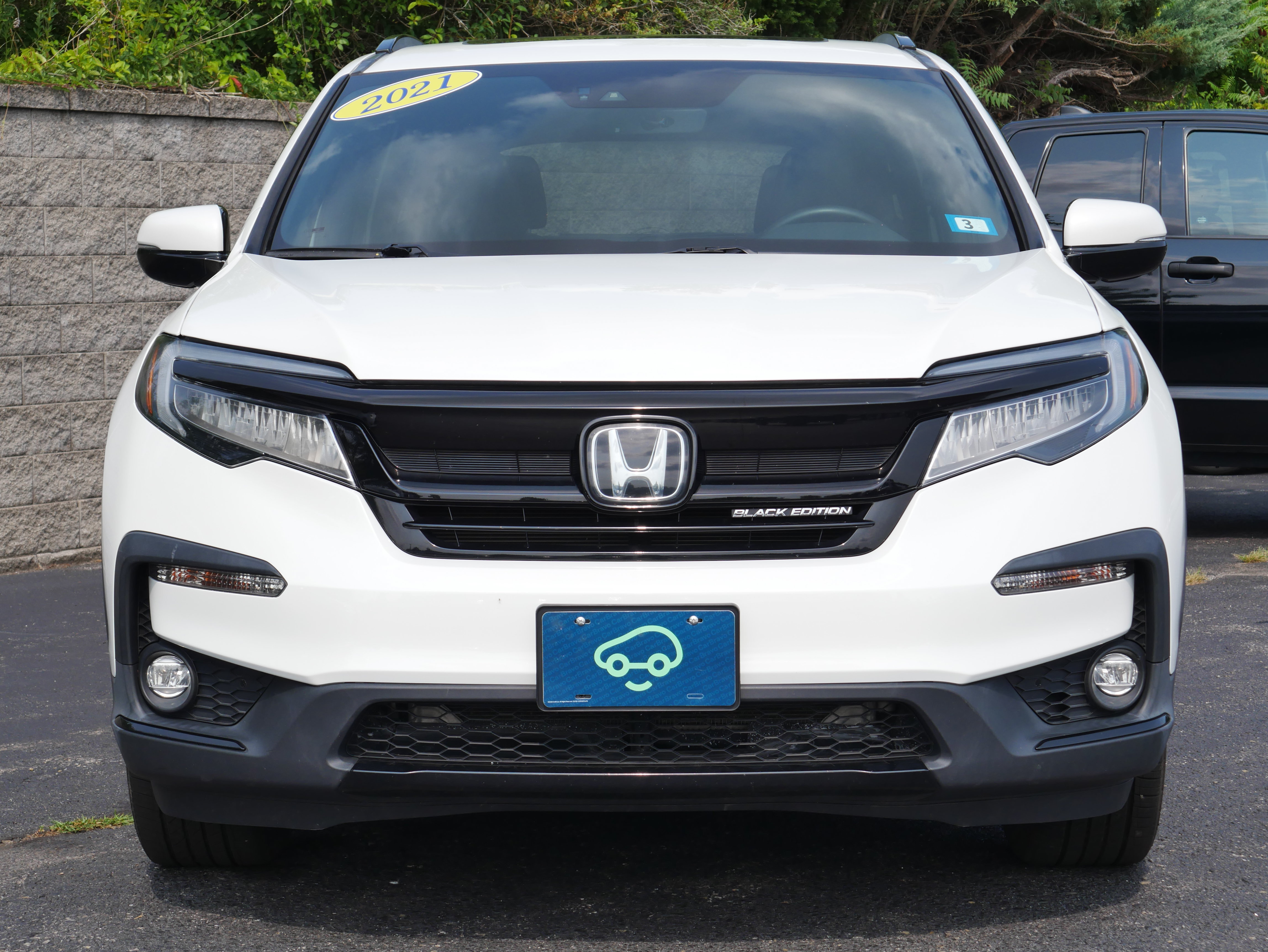 Used 2021 Honda Pilot Black Edition image 2