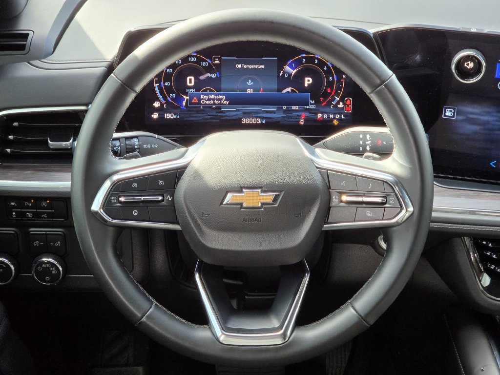 Used 2025 Chevrolet Tahoe LT RWD image 14