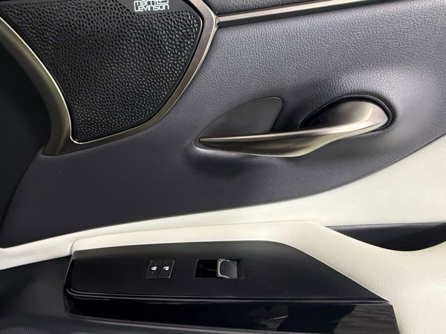 Certified 2022 Lexus ES 350 F Sport image 36