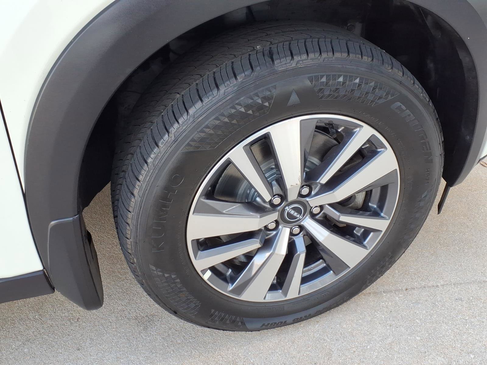 Used 2023 Nissan Pathfinder SL FWD image 20