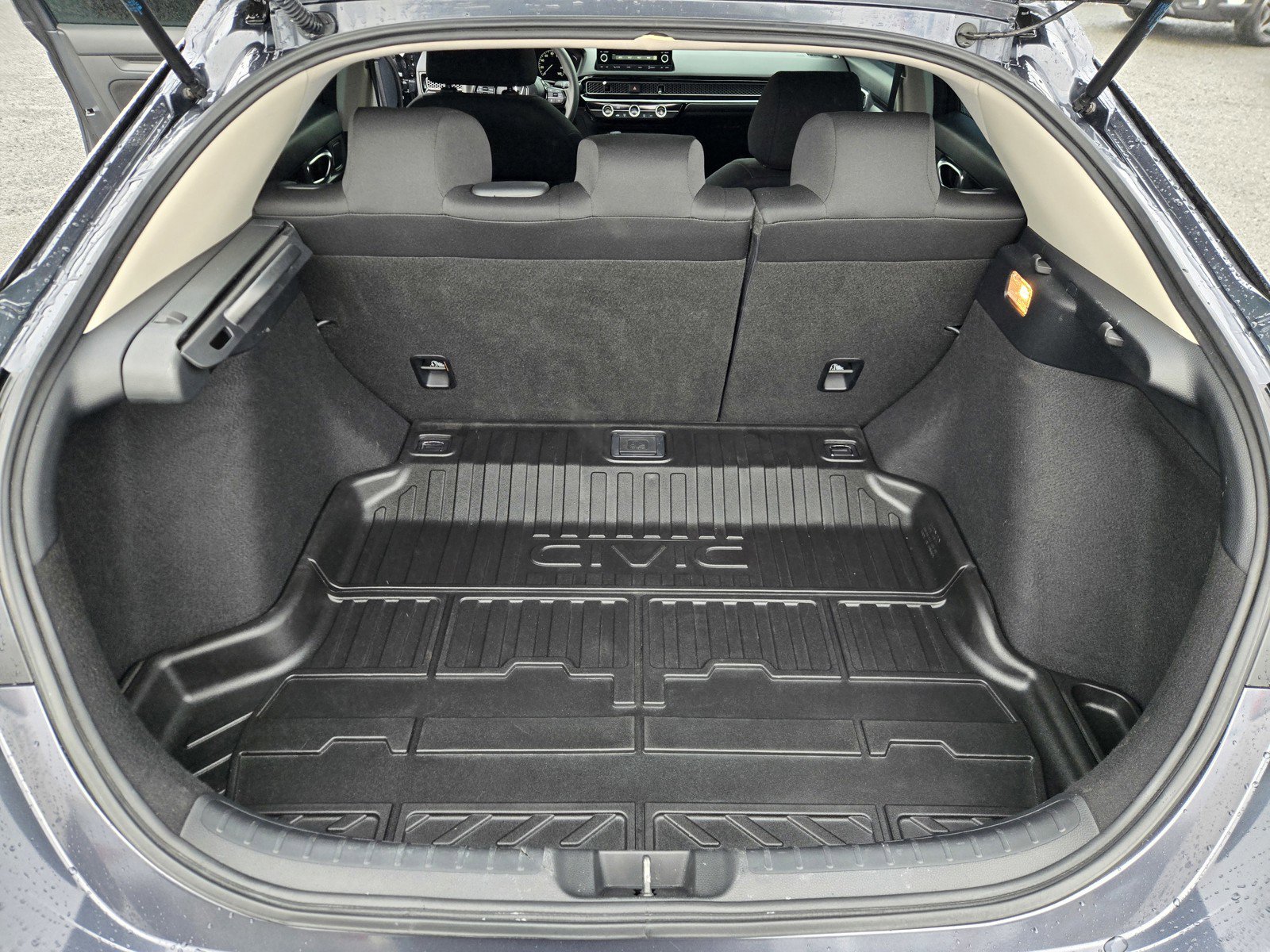 Used 2023 Honda Civic LX image 27