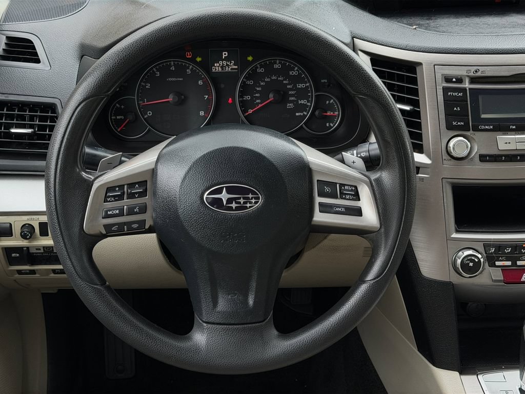 Used 2013 Subaru Legacy 2.5i AWD/4WD image 17