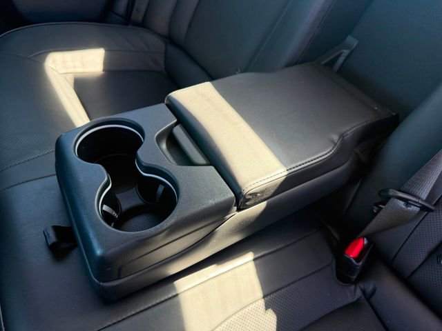 Used 2022 Chrysler 300 Touring L w/ Comfort Group image 27