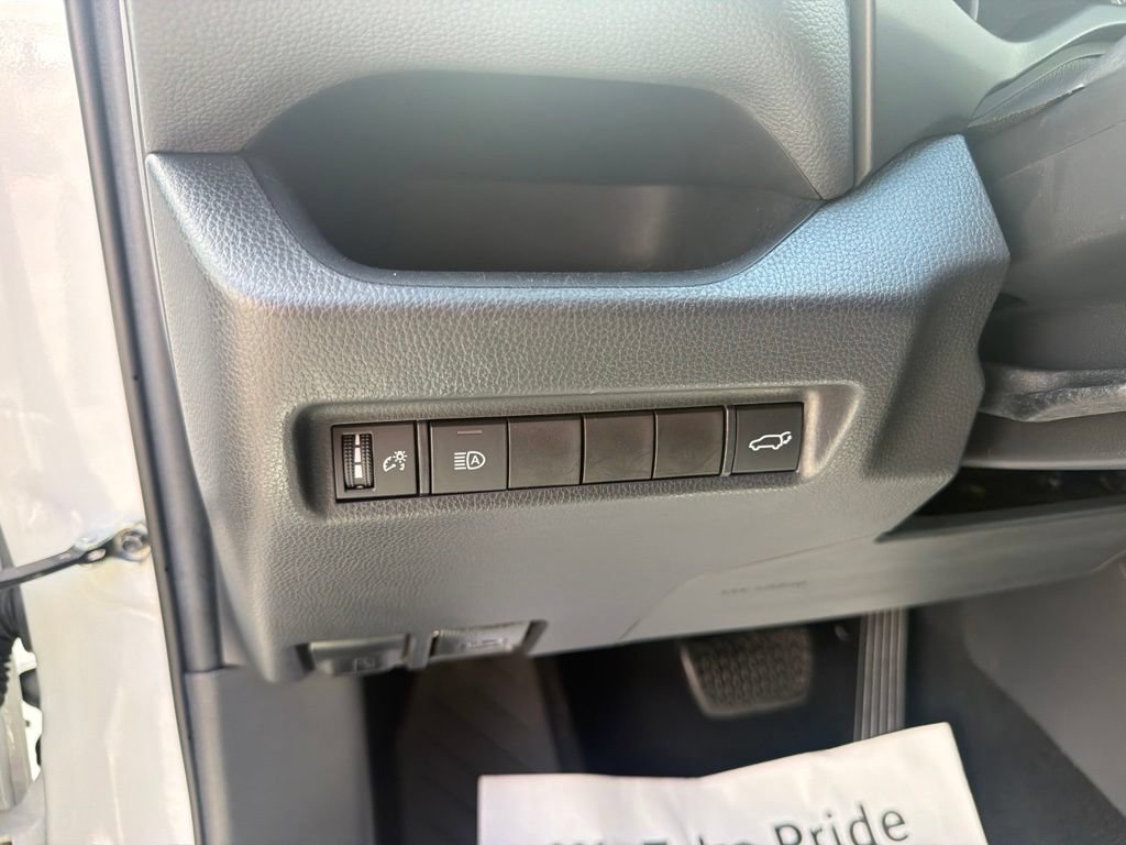 Used 2019 Toyota RAV4 XLE w/ Convenience Package AWD/4WD image 20