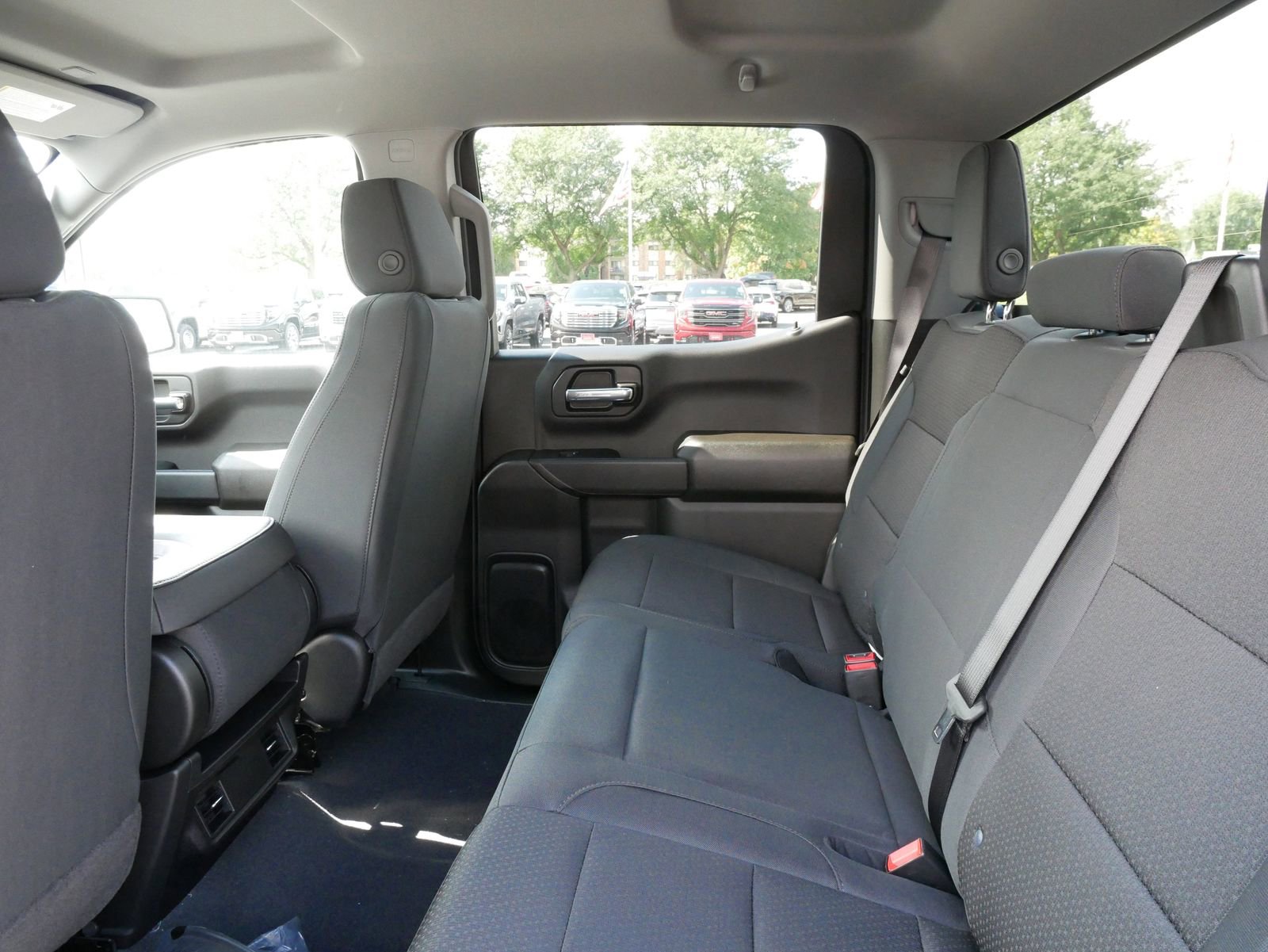 New 2026 GMC Sierra 1500 Pro w/ Graphite Edition image 6