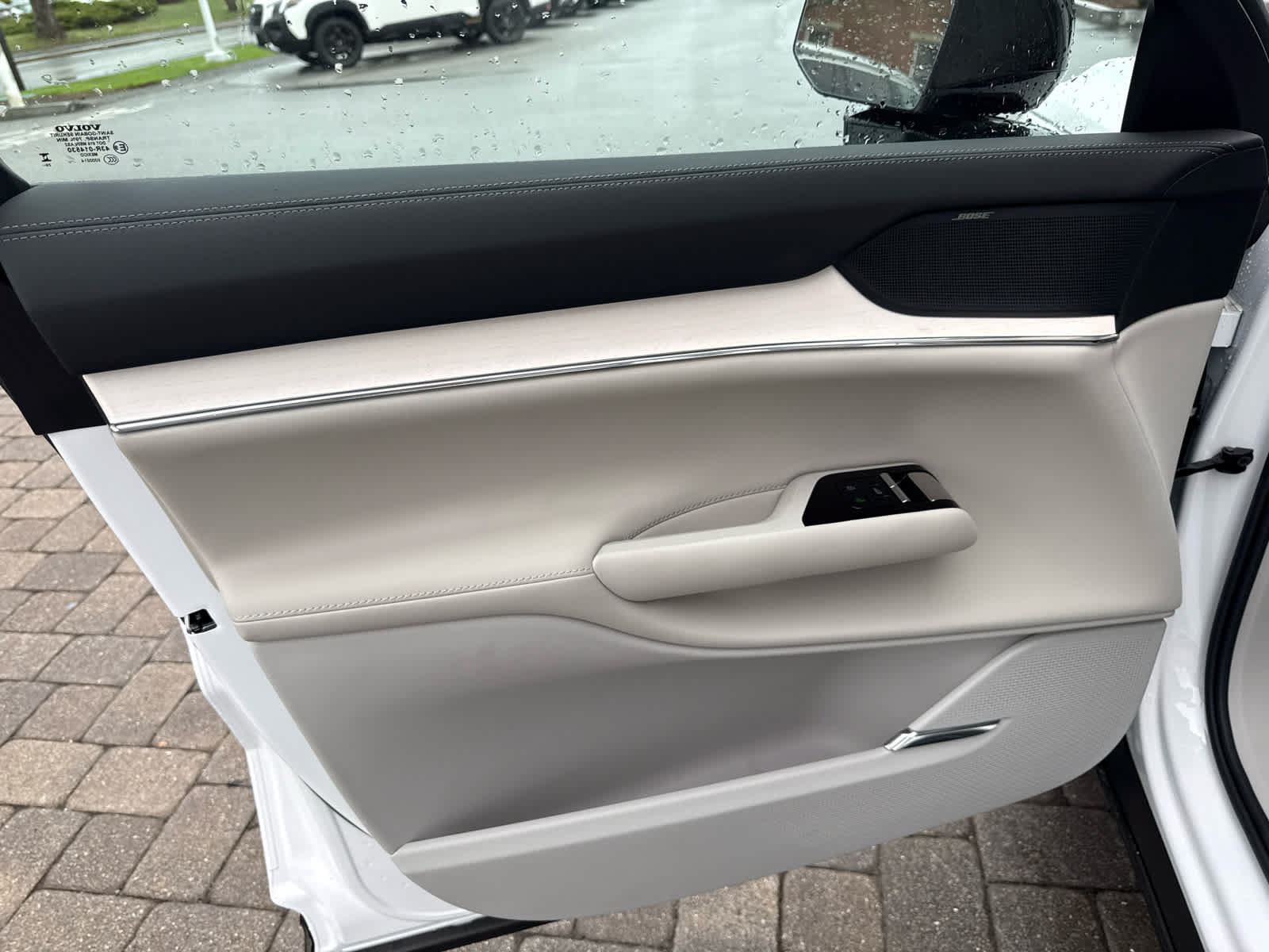 New 2026 Volvo EX90 Plus AWD/4WD image 5