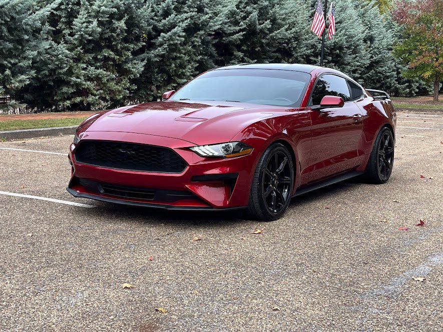 Used 2019 Ford Mustang Coupe w/ Black Accent Package RWD image 25