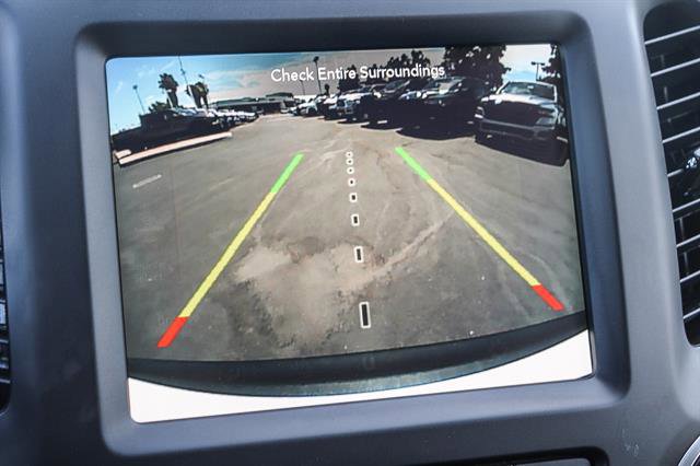 Used 2023 Jeep Cherokee Altitude Lux image 23