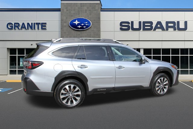 Used 2024 Subaru Outback Touring XT AWD/4WD image 11