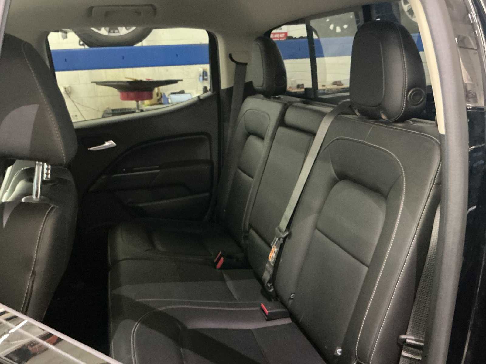 Used 2017 GMC Canyon SLT w/ Trailering Package image 21