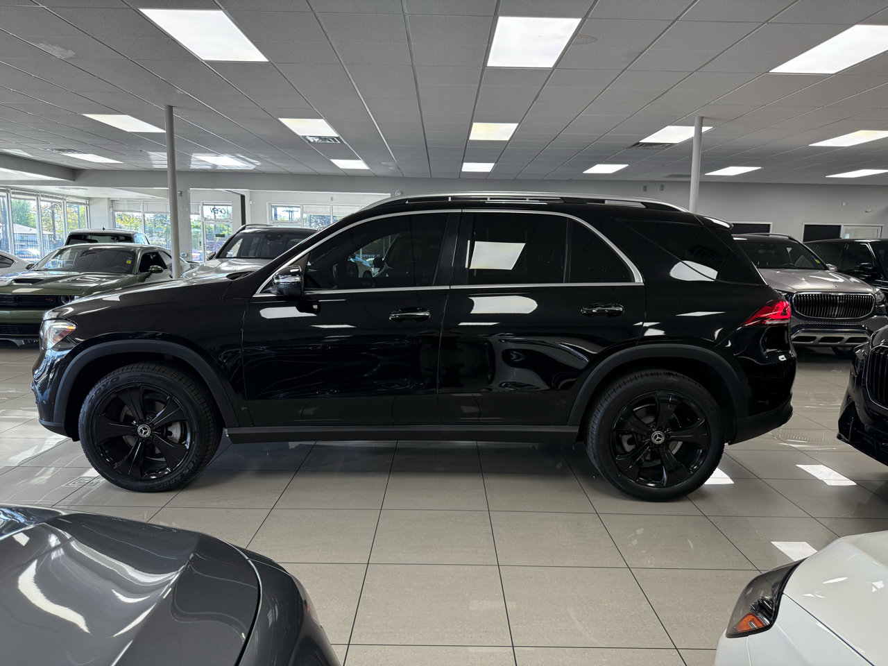 Used 2020 Mercedes-Benz GLE 350 w/ Parking Assist Package image 5