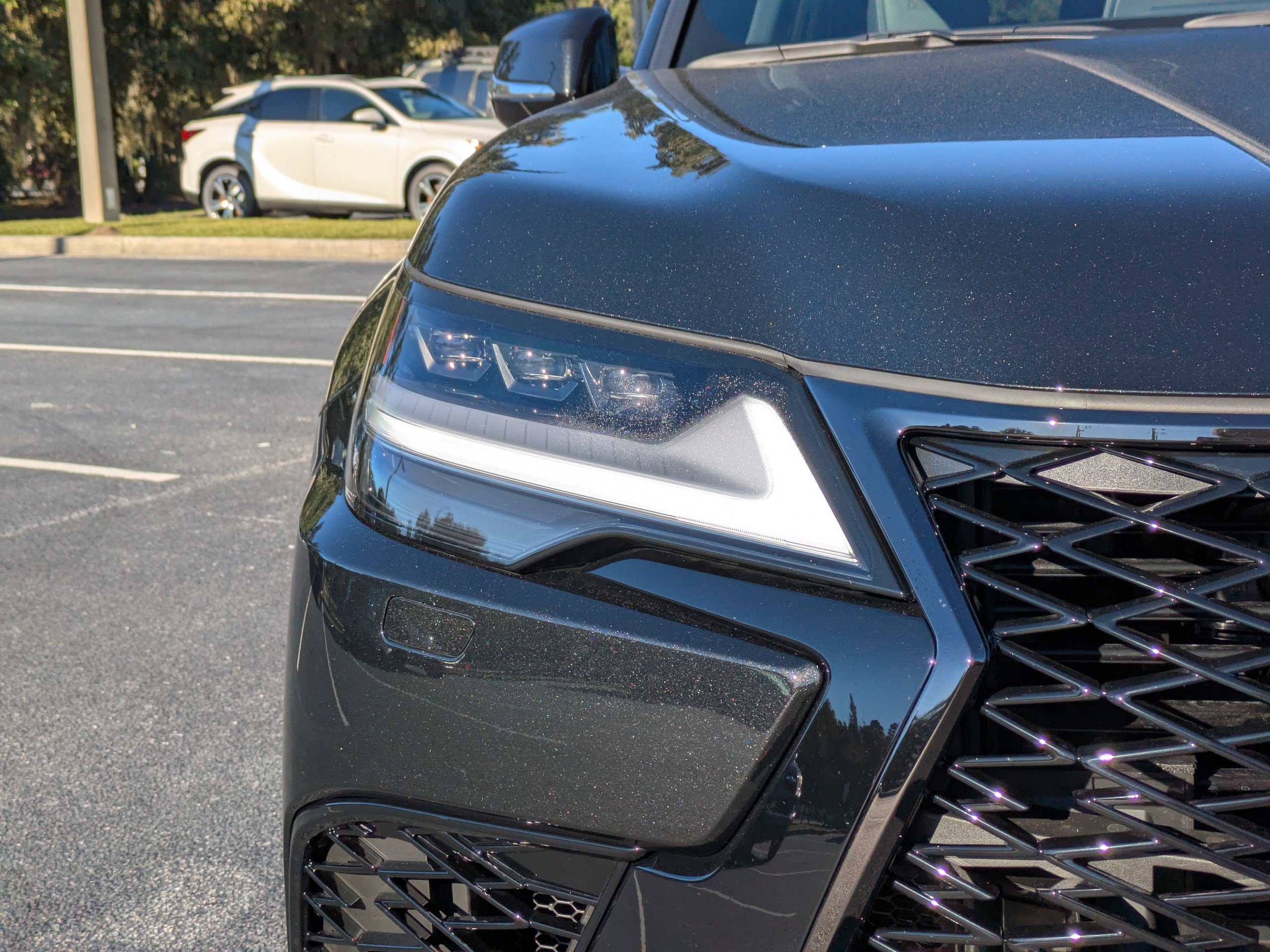 New 2025 Lexus LX 700h F Sport image 10