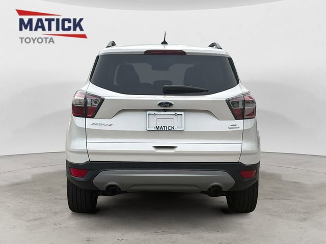 Used 2017 Ford Escape SE w/ Equipment Group 201A image 6