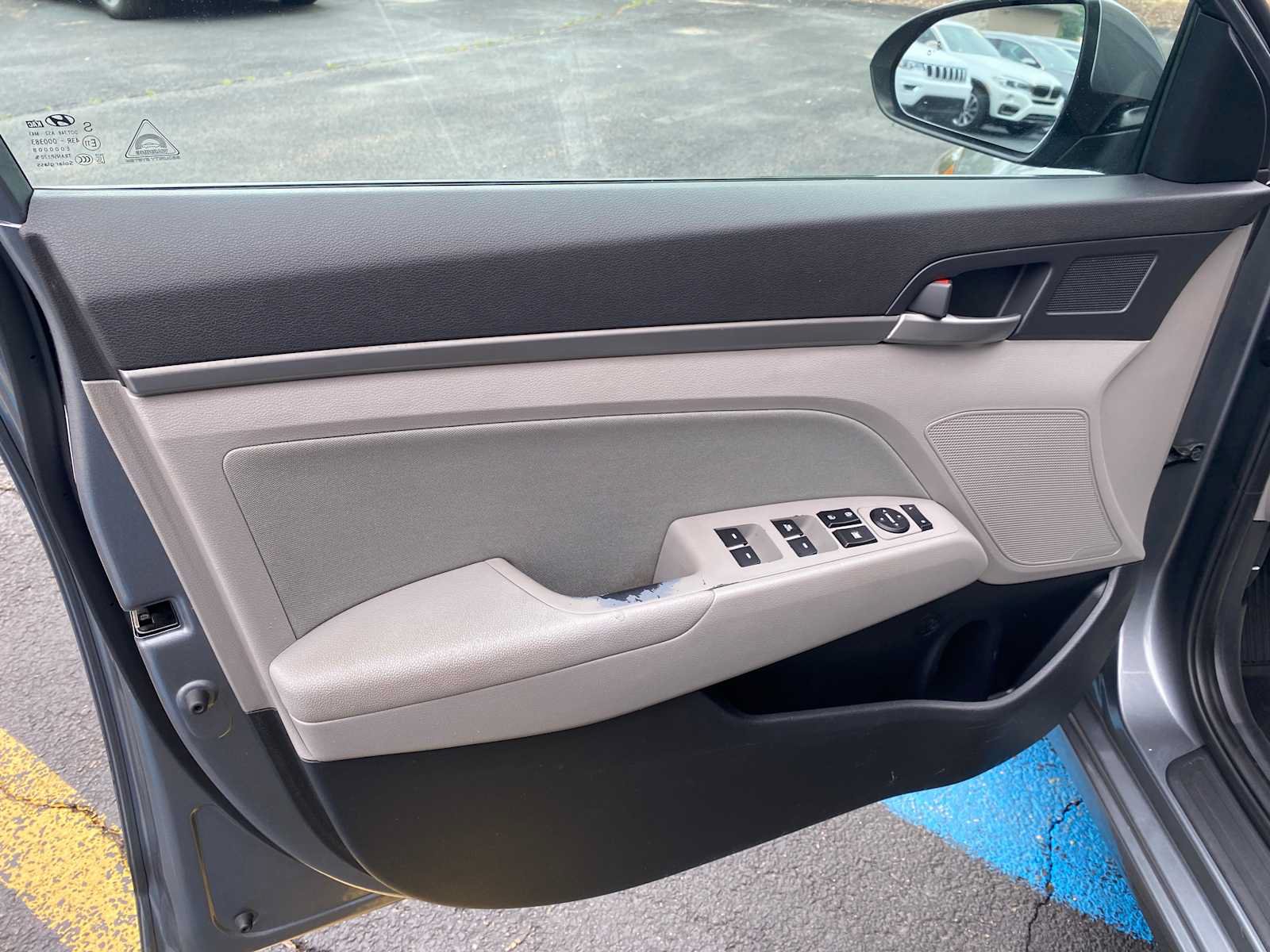 Used 2018 Hyundai Elantra Value Edition w/ Cargo Package FWD image 29
