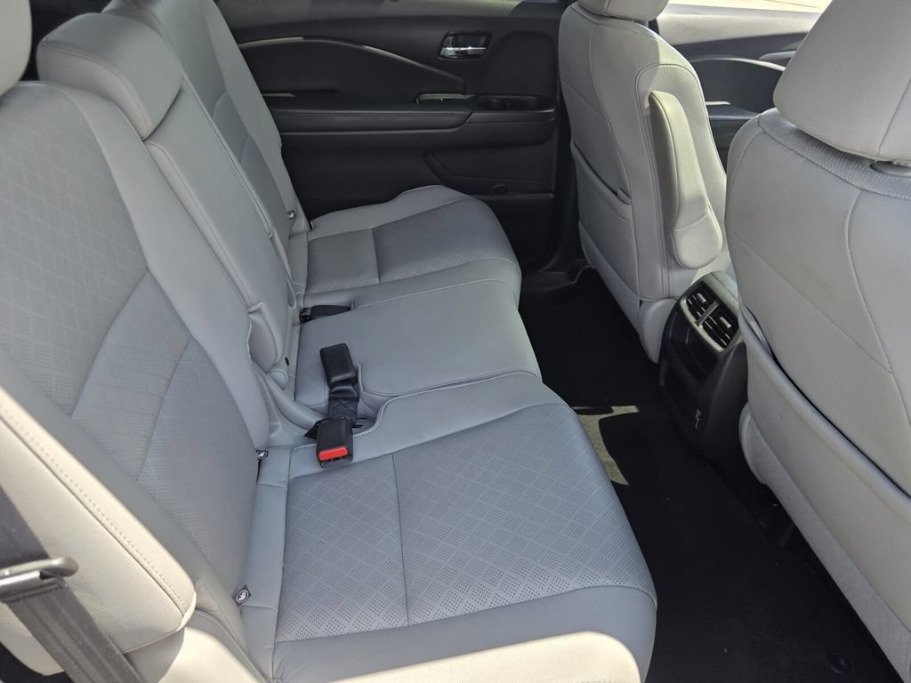 Used 2020 Honda Passport EX-L image 16