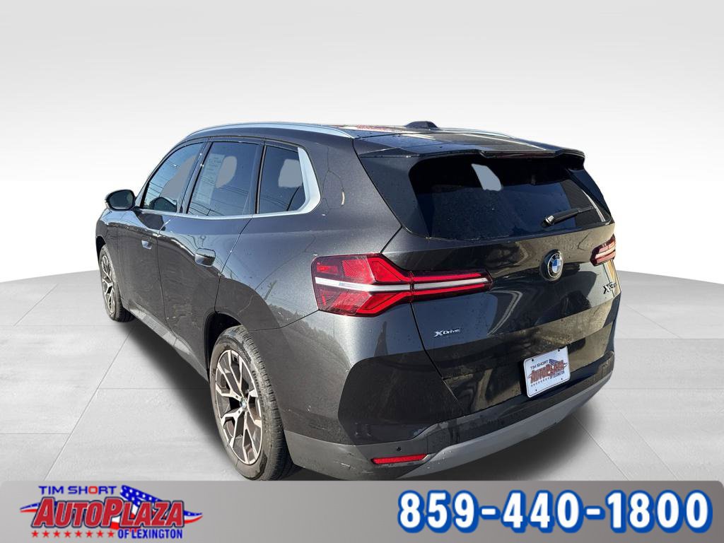 Used 2025 BMW X3 xDrive30i w/ Premium Package AWD/4WD image 3