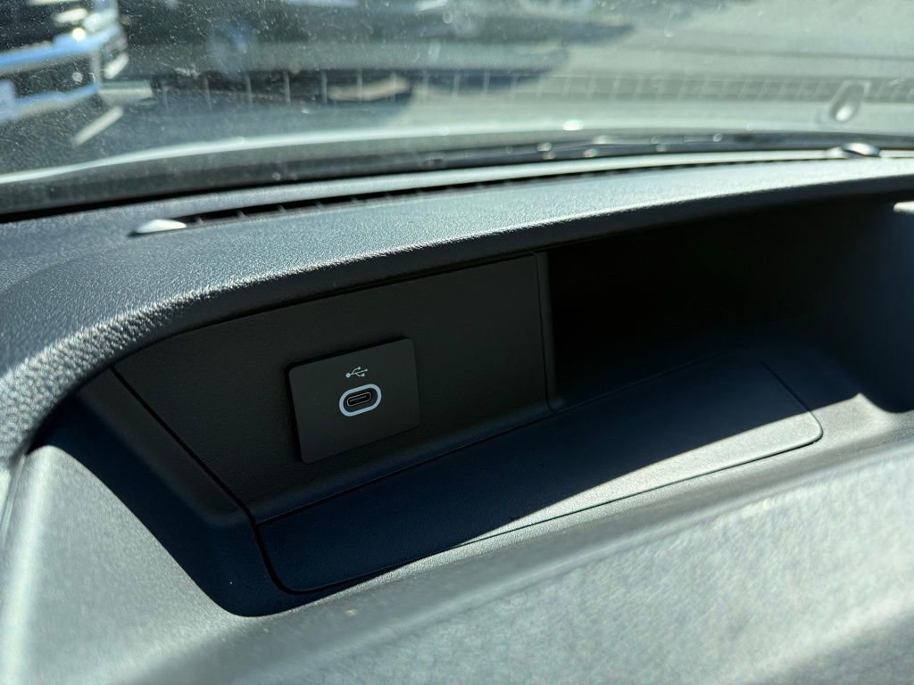 New 2026 Ford Transit 250 148 Medium Roof image 23