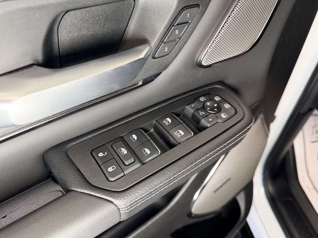 Used 2025 RAM 1500 Rebel w/ Rebel Level 2 Equipment Group AWD/4WD image 19