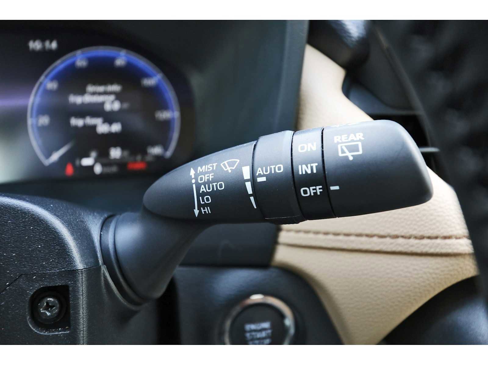 Used 2025 Toyota RAV4 Limited image 18