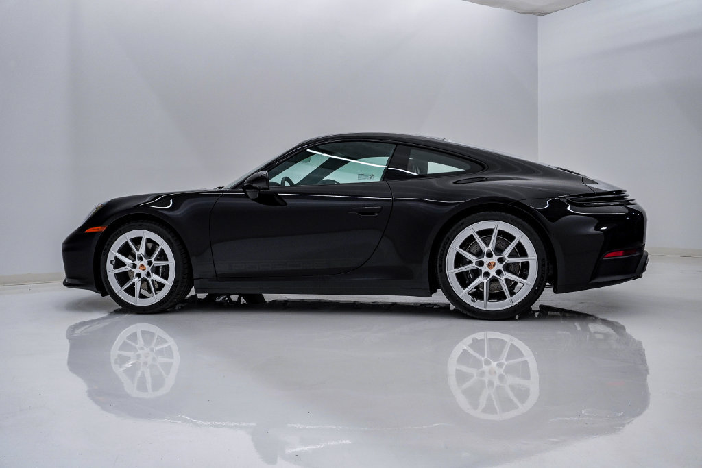 New 2026 Porsche 911 Carrera RWD image 2