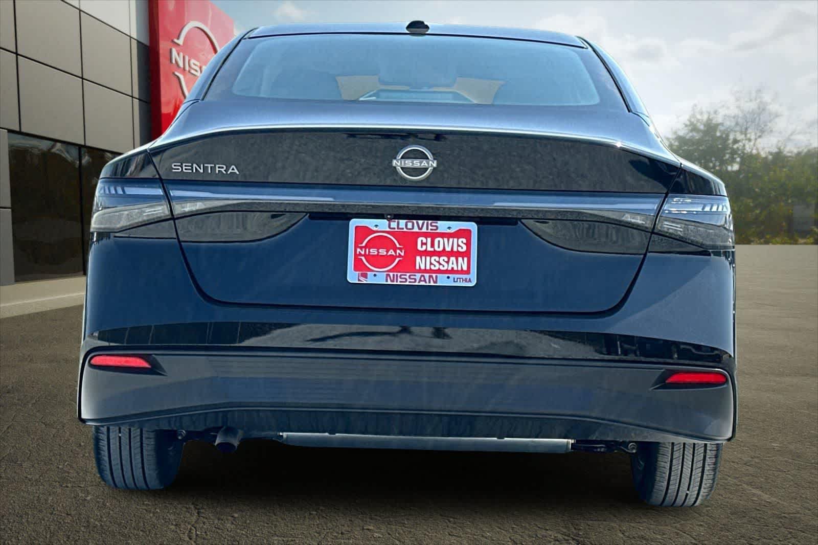 New 2027 Nissan Sentra SV FWD image 8