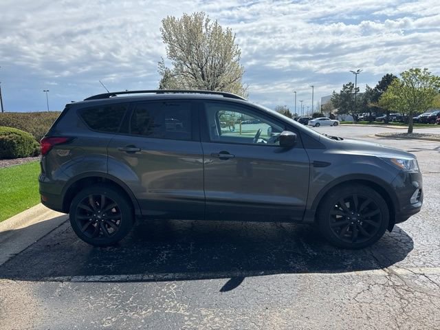 Used 2019 Ford Escape SE image 9