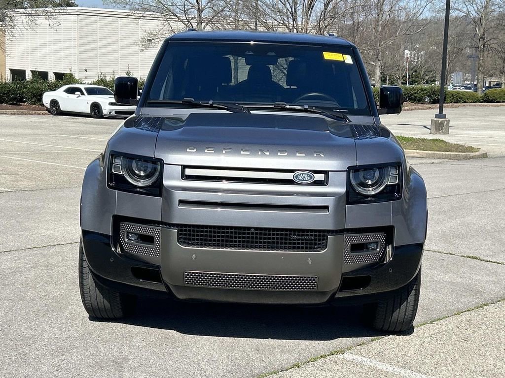 Used 2022 Land Rover Defender 90 X-Dynamic S AWD/4WD image 2