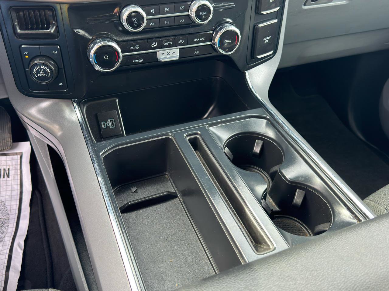 Used 2024 Ford F150 XLT w/ Mobile Office Package image 31