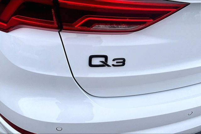 Used 2023 Audi Q3 2.0T Premium Plus AWD/4WD image 33