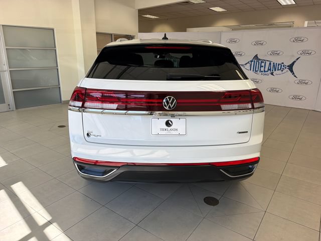 Used 2024 Volkswagen Atlas Cross Sport SE AWD/4WD image 6