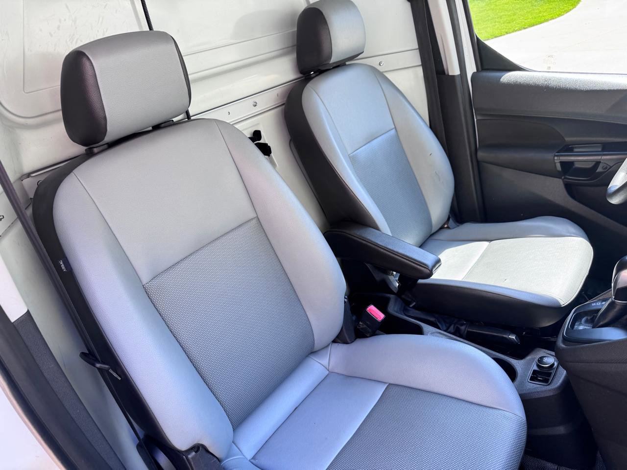 Used 2014 Ford Transit Connect XL FWD image 16