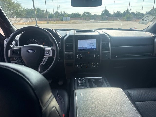 Used 2020 Ford Expedition XLT w/ Equipment Group 202A AWD/4WD image 14