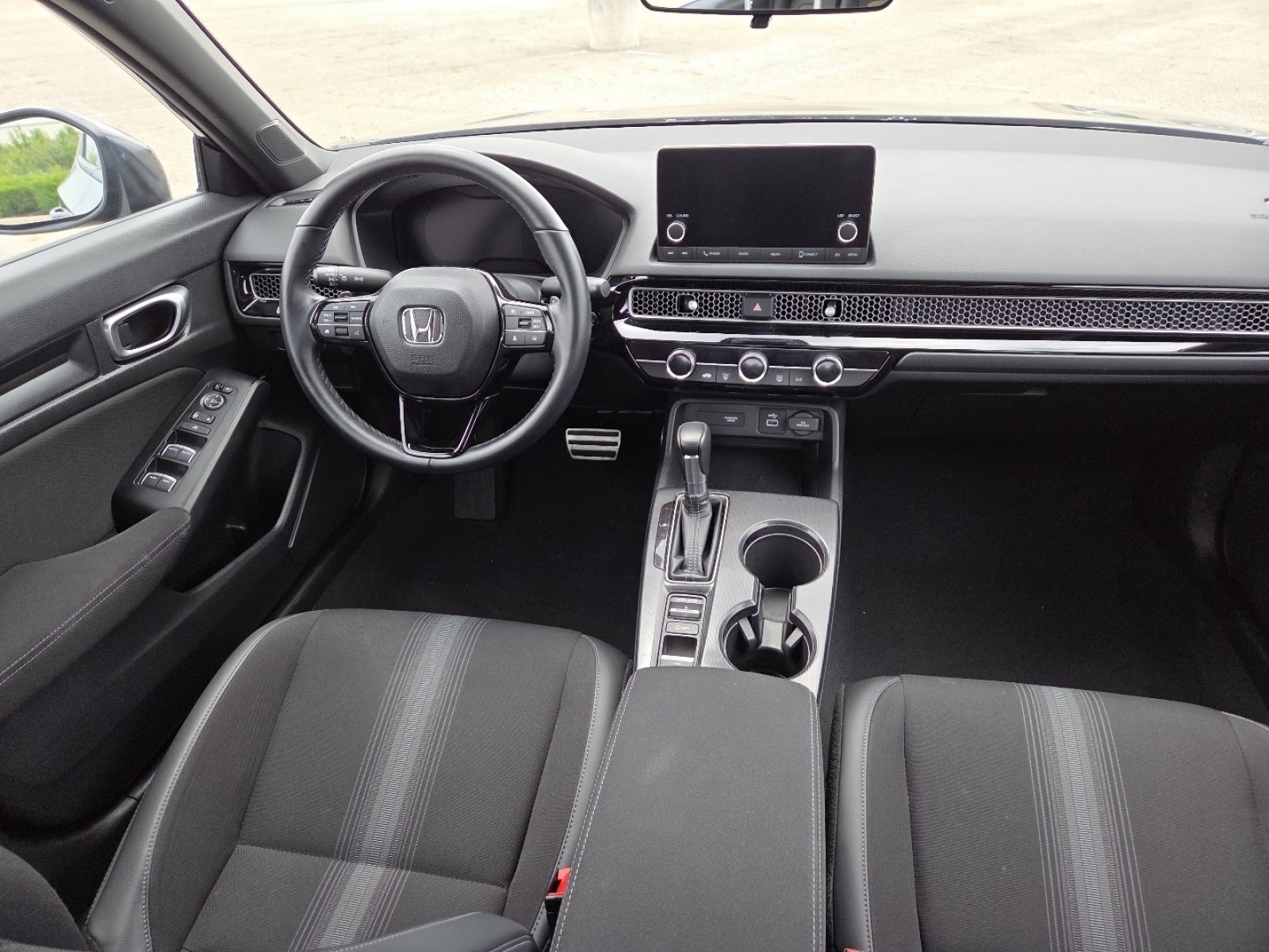 Used 2023 Honda Civic Sport image 22