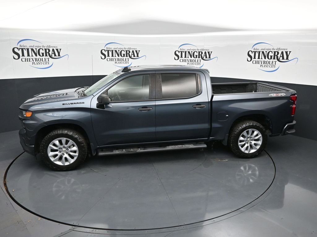 Used 2020 Chevrolet Silverado 1500 Custom w/ Custom Value Package image 12