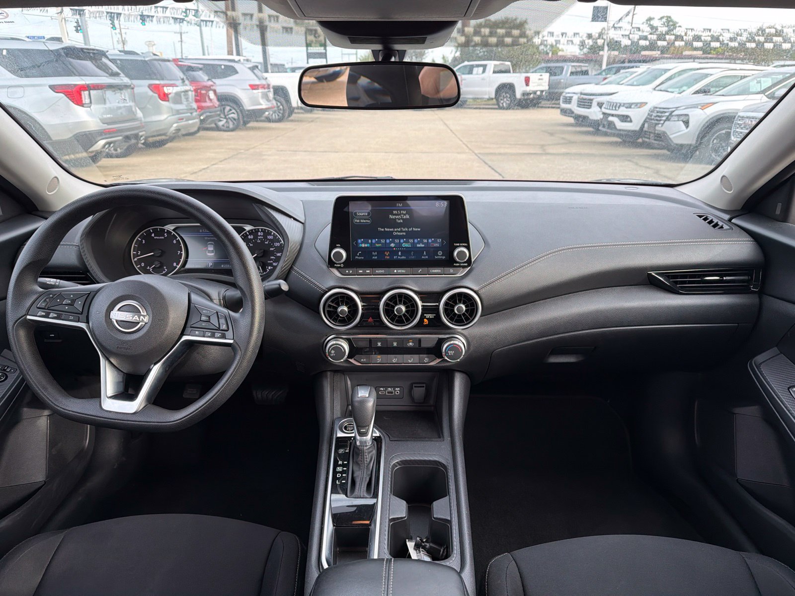 Used 2025 Nissan Sentra SV FWD image 9