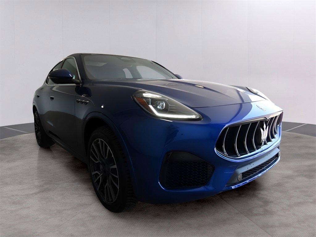 New 2024 Maserati Grecale GT image 3
