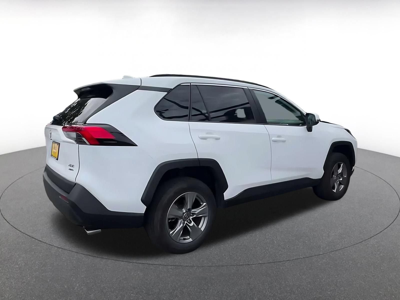 Used 2025 Toyota RAV4 XLE w/ Convenience Package AWD/4WD image 12
