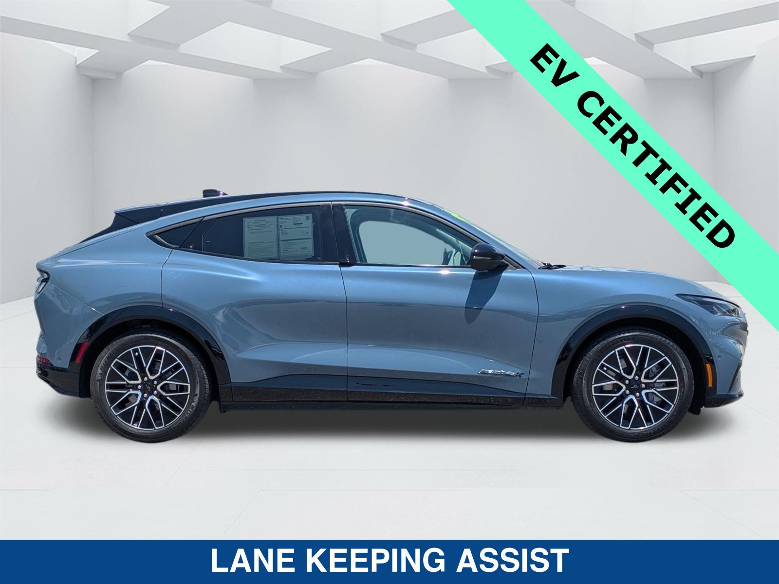 Certified 2024 Ford Mustang Mach-E Premium AWD/4WD video 3
