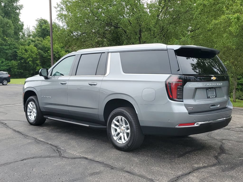 New 2026 Chevrolet Suburban LS w/ LPO, Dark Essentials Package AWD/4WD image 11