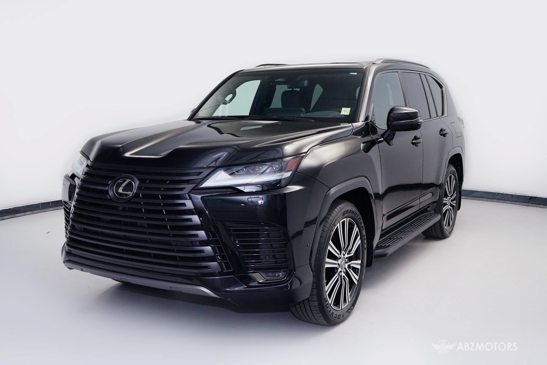 Used 2026 Lexus LX 700h Luxury w/ Appearance Package AWD/4WD image 2