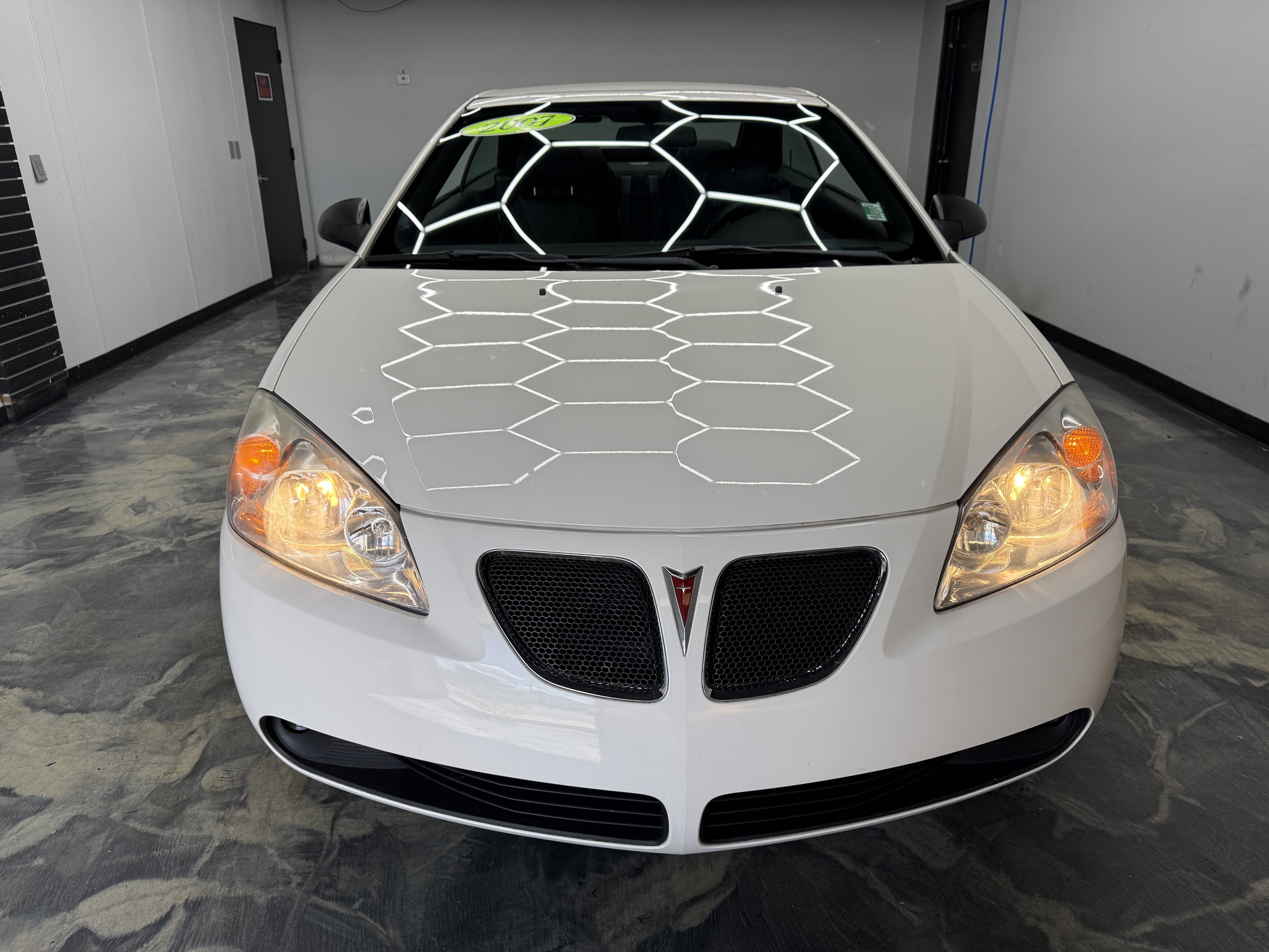 Used 2007 Pontiac G6 GT w/ Premium Package FWD image 6