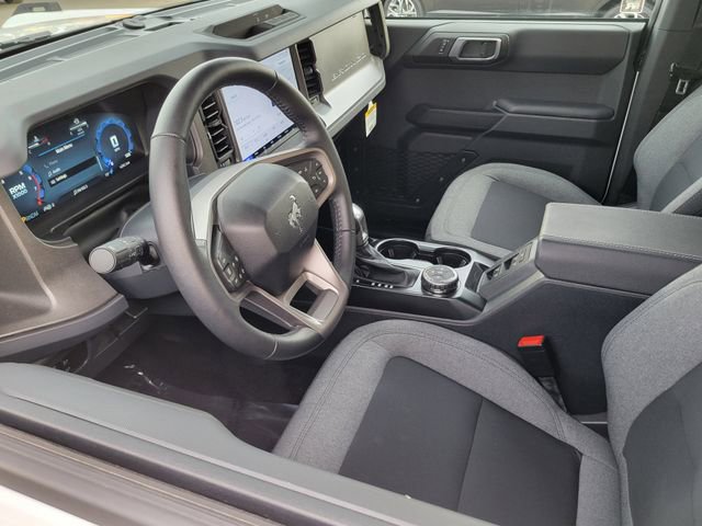 Used 2025 Ford Bronco Big Bend image 3
