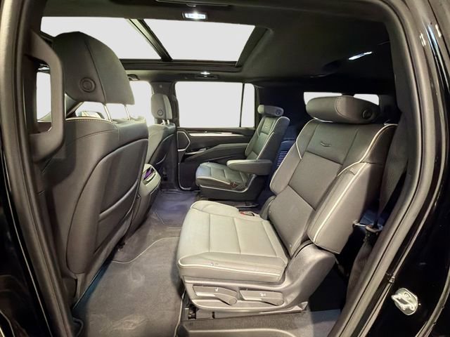 Certified 2025 Cadillac Escalade ESV Premium Luxury image 21