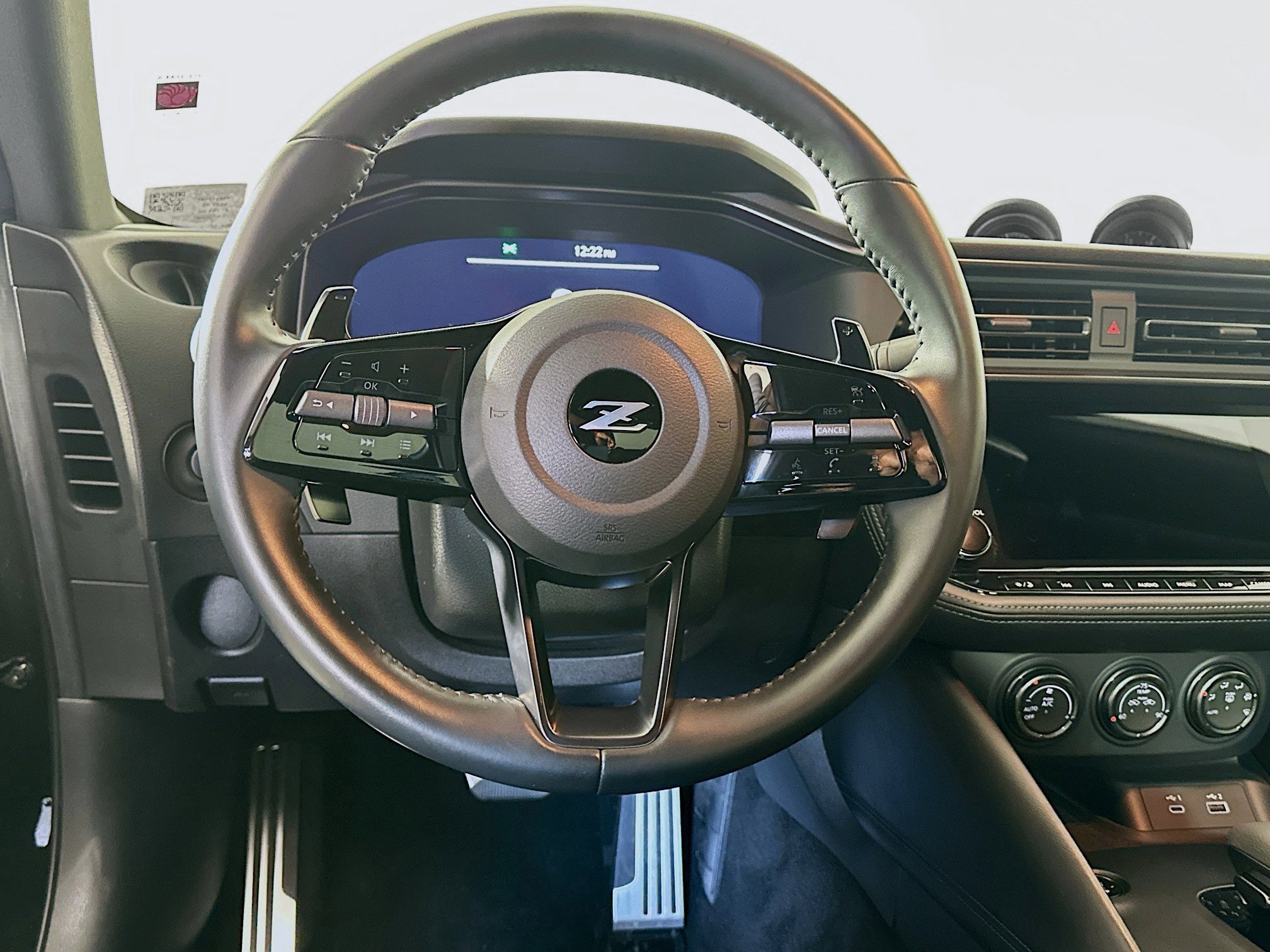 Used 2023 Nissan Z w/ Floor Mat Package (L93) RWD image 16